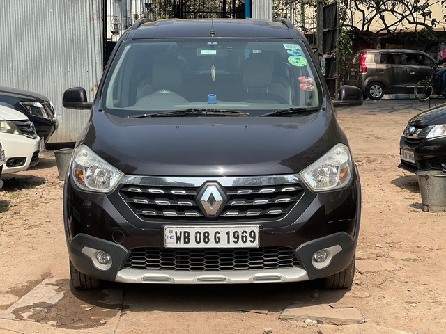 Second-hand 2019 Renault Lodgy Stepway 110PS RXZ 7S for sale in Kolkata-3
