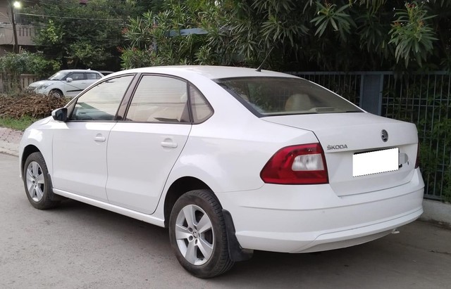 Second-hand 2018 Skoda Rapid 1.5 TDI Ambition BSIV for sale in Indore-3