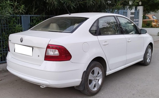 Second-hand 2018 Skoda Rapid 1.5 TDI Ambition BSIV for sale in Indore-5