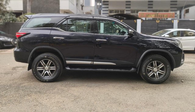 Second-hand 2022 Toyota Fortuner 4X2 Diesel BSVI for sale in Indore-1