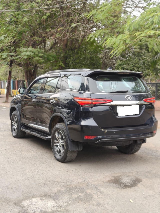 Second-hand 2022 Toyota Fortuner 4X2 Diesel BSVI for sale in Indore-8