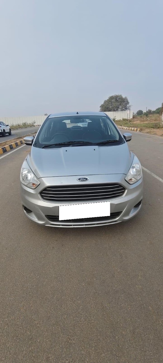 Second-hand 2015 Ford Figo 1.5 Sports Edition MT for sale in Hyderabad-4