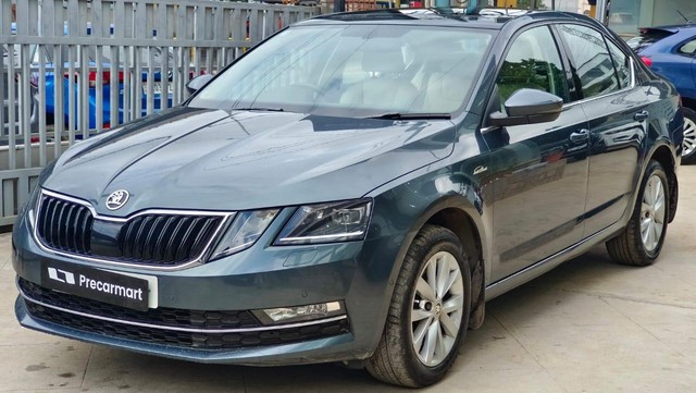 Second-hand 2018 Skoda Octavia 1.8 TSI AT L K for sale in Bangalore-4