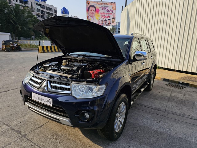 Second-hand 2015 Mitsubishi Pajero Sport 4X2 AT for sale in Mumbai-3