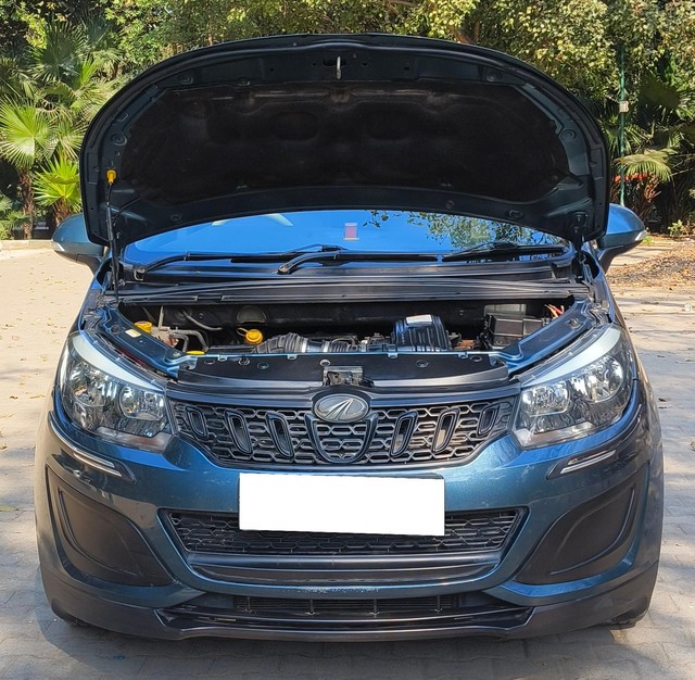 Second-hand 2018 Mahindra Marazzo M2 BSIV for sale in New Delhi-14