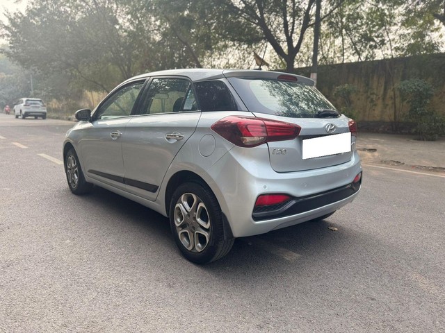 Second-hand 2019 Hyundai i20 Asta Option CVT BSIV for sale in New Delhi-2