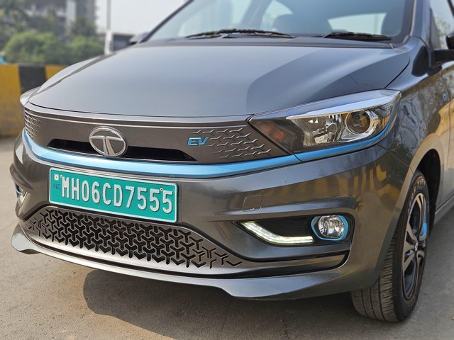 Second-hand 2021 Tata Tigor EV XZ Plus for sale in Mumbai-23