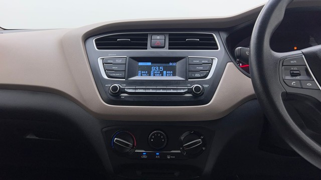 Second-hand 2018 Hyundai i20 Sportz 1.2 for sale in Ghaziabad-26