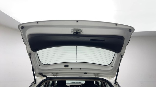 Second-hand 2018 Hyundai i20 Sportz 1.2 for sale in Ghaziabad-31