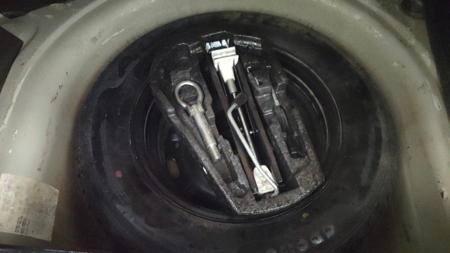 Second-hand 2013 Volkswagen Polo Petrol Comfortline 1.2L for sale in Pune-27