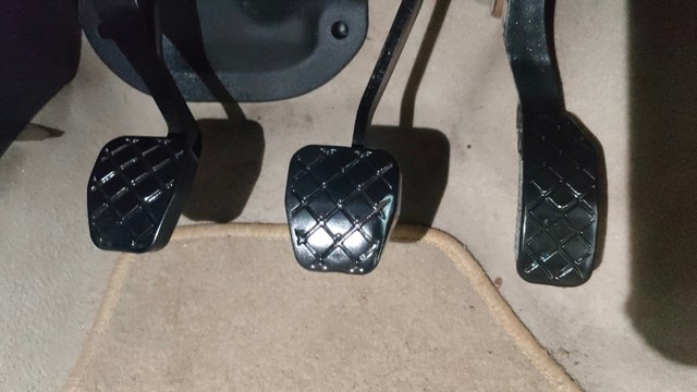 Second-hand 2013 Volkswagen Polo Petrol Comfortline 1.2L for sale in Pune-14