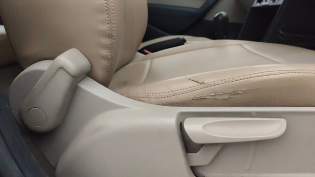 Second-hand 2013 Volkswagen Polo Petrol Comfortline 1.2L for sale in Pune-18