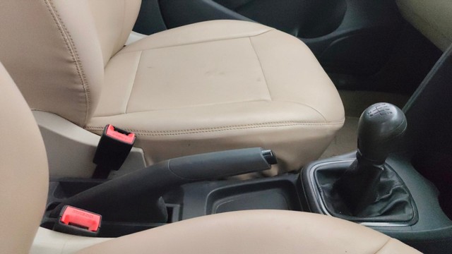 Second-hand 2013 Volkswagen Polo Petrol Comfortline 1.2L for sale in Pune-13