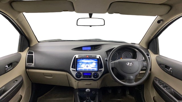 Second-hand 2013 Hyundai i20 Magna for sale in Thane-10