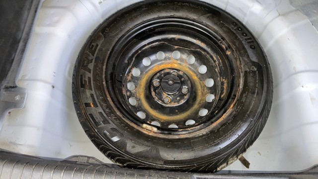 Second-hand 2013 Hyundai i20 Magna for sale in Thane-27