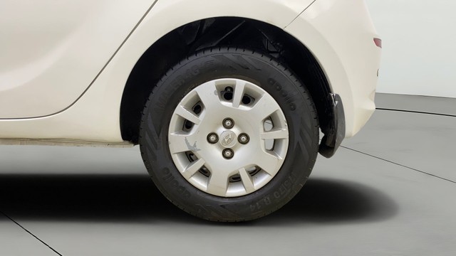 Second-hand 2013 Hyundai i20 Magna for sale in Thane-26