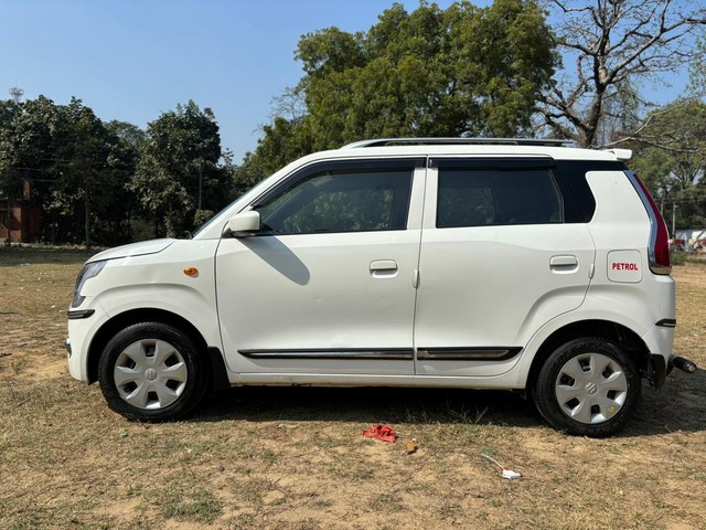 Second-hand 2024 Maruti Wagon R VXI for sale in Lucknow-3