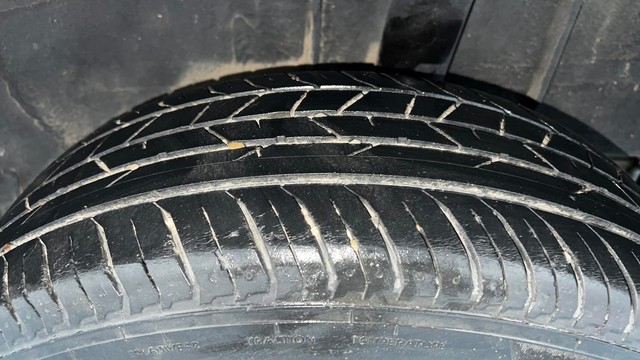 Second-hand 2021 Renault Kiger RXZ Turbo DT for sale in Lucknow-33