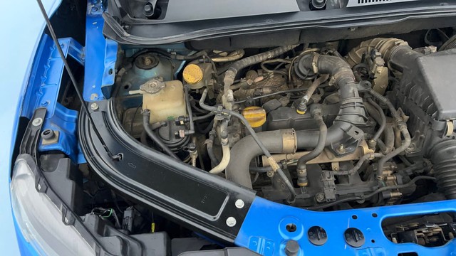 Second-hand 2021 Renault Kiger RXZ Turbo DT for sale in Lucknow-37