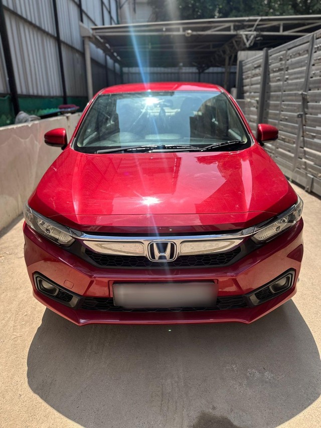 Second-hand 2020 Honda Amaze VX CVT Petrol for sale in Chennai-3