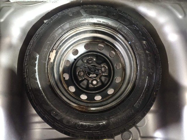 Hyundai EON Era Second-hand 2013 Hyundai EON Era for sale in Kochi-9