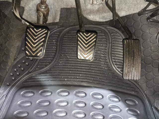 Hyundai EON Era Second-hand 2013 Hyundai EON Era for sale in Kochi-14