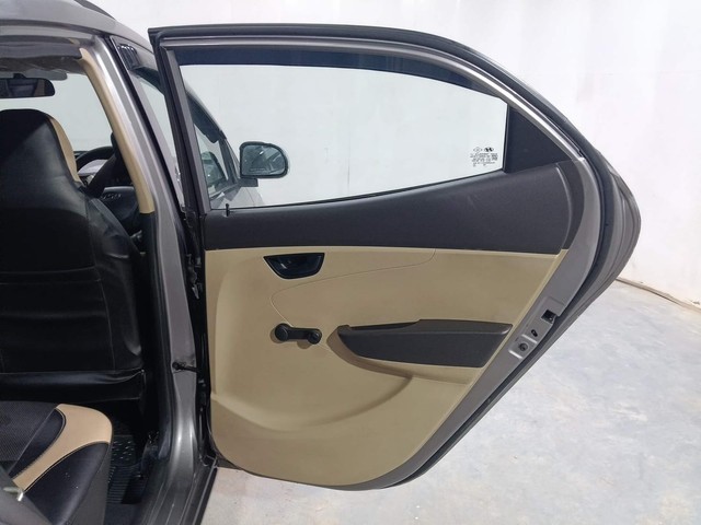 Hyundai EON Era Second-hand 2013 Hyundai EON Era for sale in Kochi-35