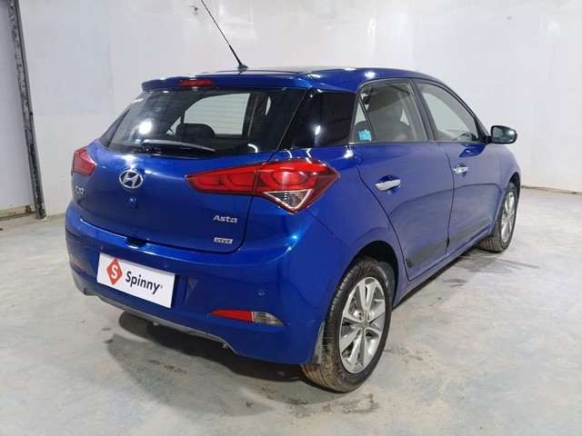 Second-hand 2016 Hyundai i20 1.2 Asta for sale in Kochi-3