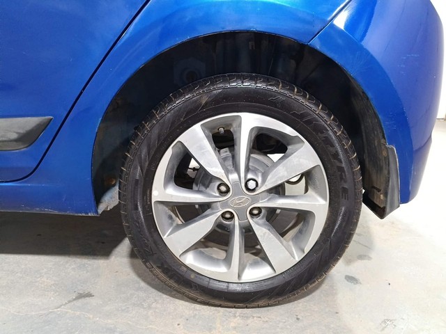 Second-hand 2016 Hyundai i20 1.2 Asta for sale in Kochi-19