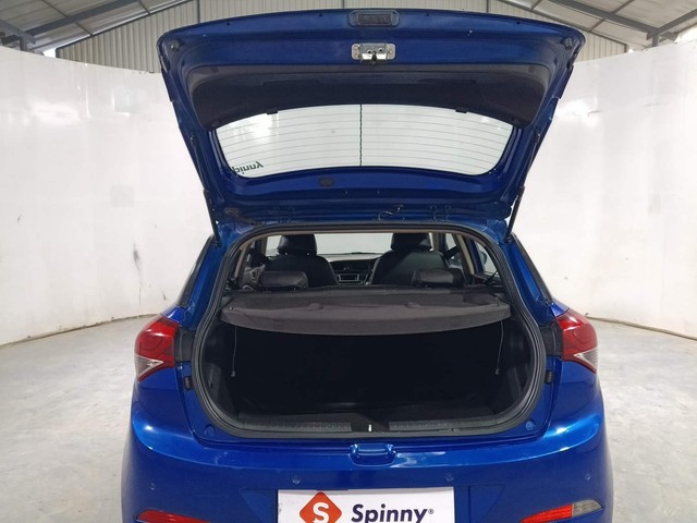 Second-hand 2016 Hyundai i20 1.2 Asta for sale in Kochi-31