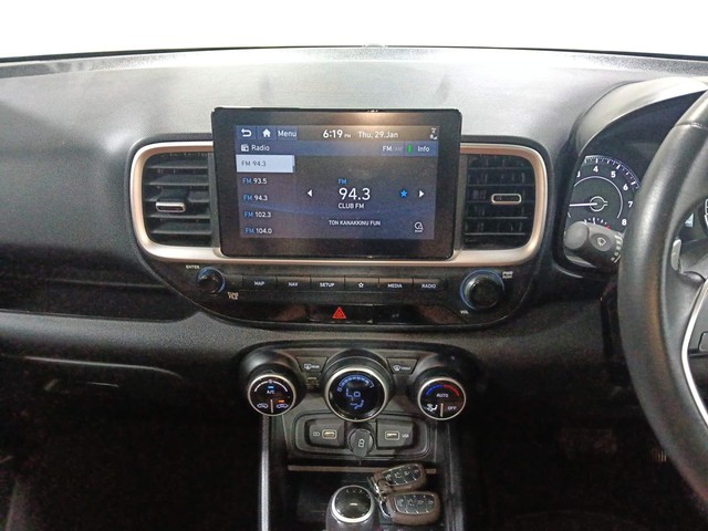 Second-hand 2022 Hyundai Venue SX Opt Turbo DCT Special Edition for sale in Kochi-32