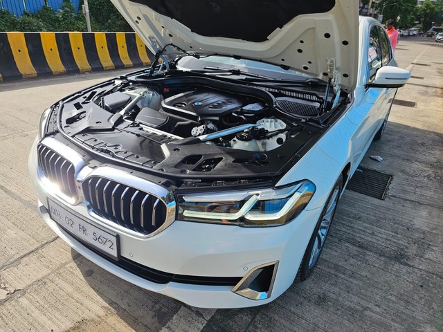 Second-hand 2022 BMW 5 Series 520d Luxury Line for sale in Mumbai-27