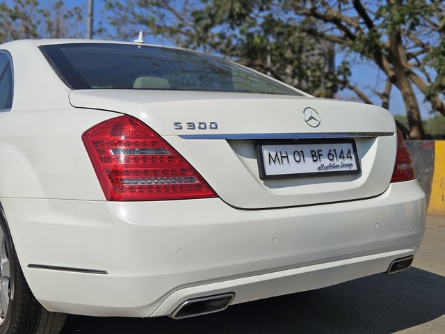 Second-hand 2012 Mercedes-Benz S-Class S 300 for sale in Mumbai-14