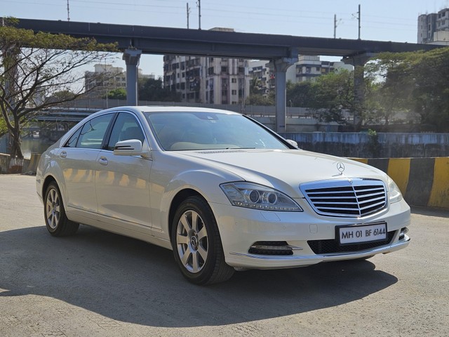 Second-hand 2012 Mercedes-Benz S-Class S 300 for sale in Mumbai-32
