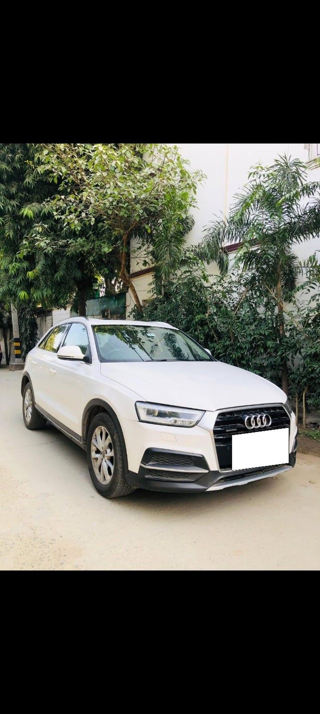 Second-hand 2017 Audi Q3 2.0 TDI Quattro for sale in New Delhi-6