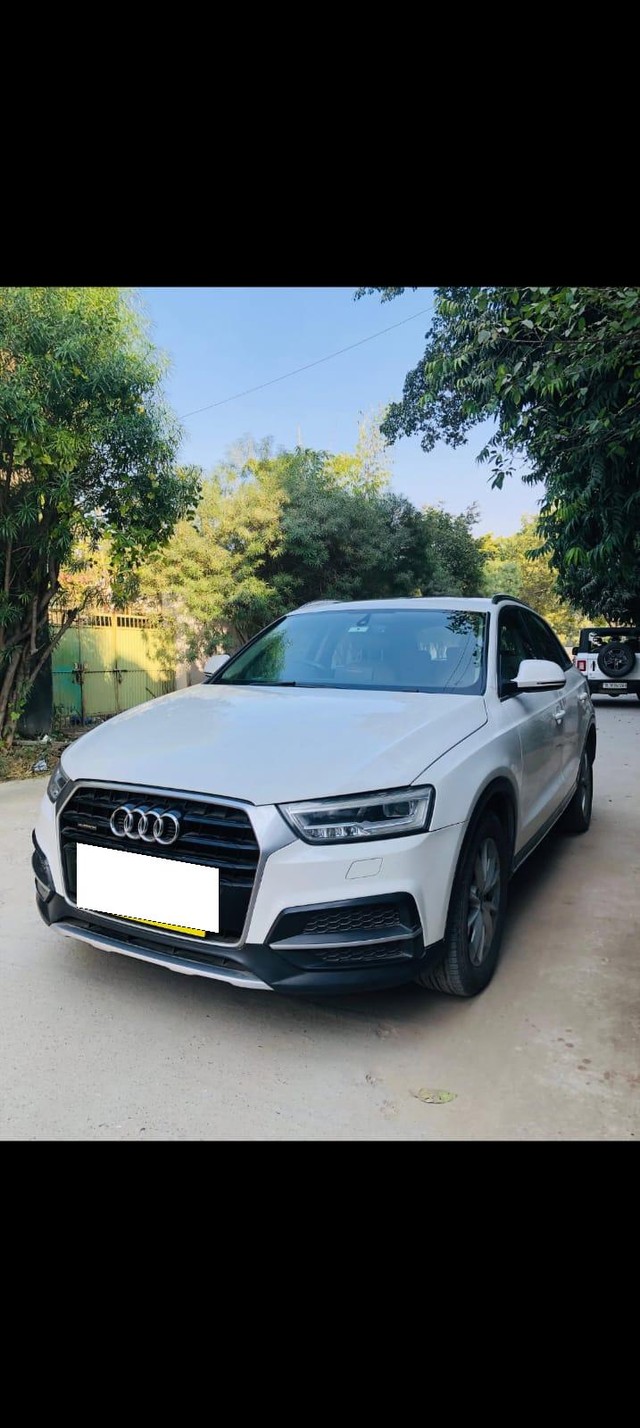Second-hand 2017 Audi Q3 2.0 TDI Quattro for sale in New Delhi-2