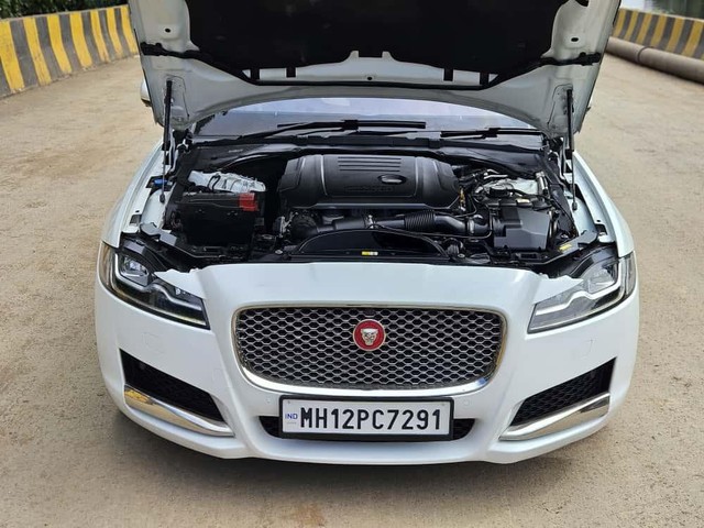Second-hand 2017 Jaguar XF 2.0 Diesel Portfolio for sale in Mumbai-32