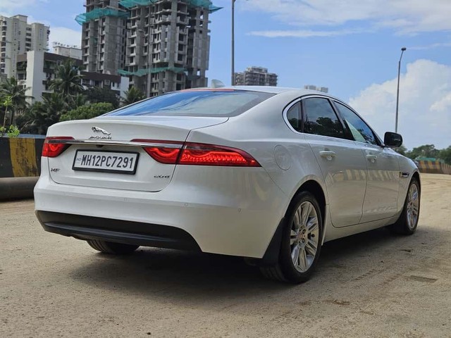 Second-hand 2017 Jaguar XF 2.0 Diesel Portfolio for sale in Mumbai-10