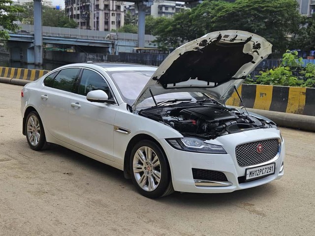 Second-hand 2017 Jaguar XF 2.0 Diesel Portfolio for sale in Mumbai-28