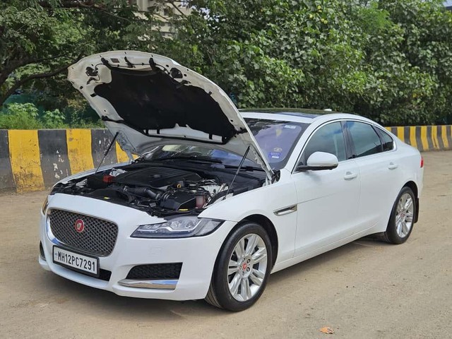 Second-hand 2017 Jaguar XF 2.0 Diesel Portfolio for sale in Mumbai-17