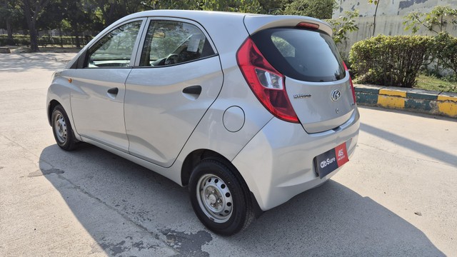 Second-hand 2016 Hyundai EON Sportz for sale in Noida-7