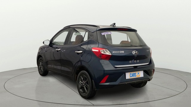 Second-hand 2021 Hyundai Grand i10 Nios Sportz CNG for sale in Lucknow-4