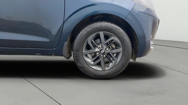 Second-hand 2021 Hyundai Grand i10 Nios Sportz CNG for sale in Lucknow-23