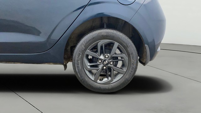 Second-hand 2021 Hyundai Grand i10 Nios Sportz CNG for sale in Lucknow-26