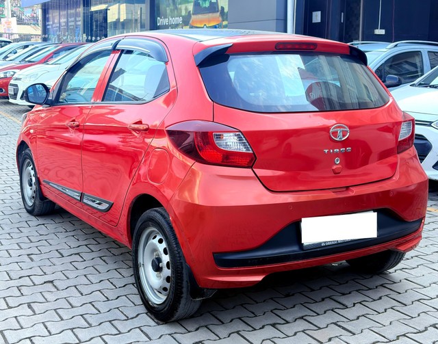 Second-hand 2020 Tata Tiago XE for sale in Dehradun-8