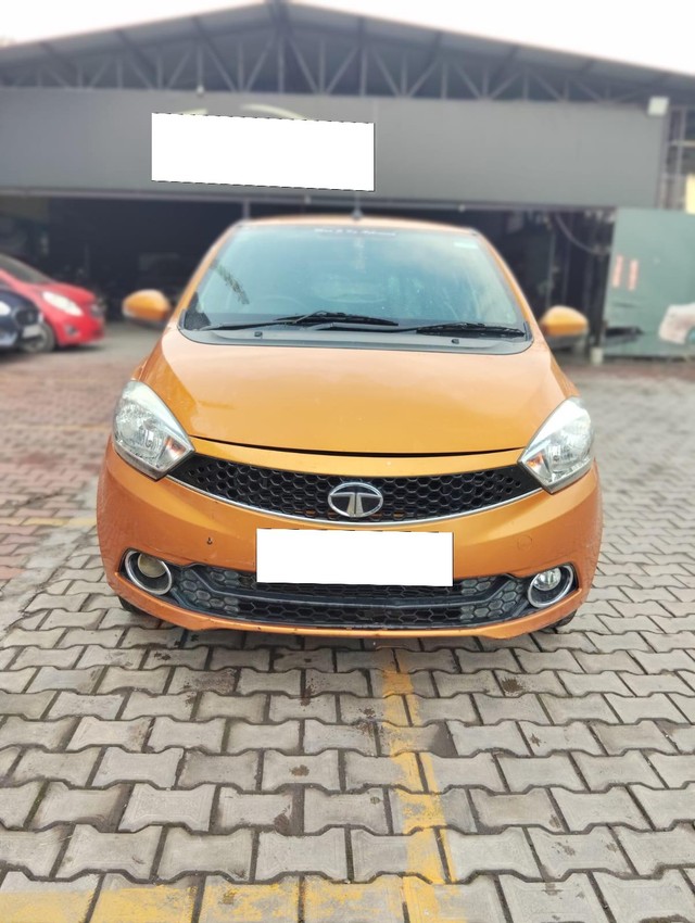 Second-hand 2018 Tata Tiago 1.2 Revotron XZ for sale in Dehradun-3