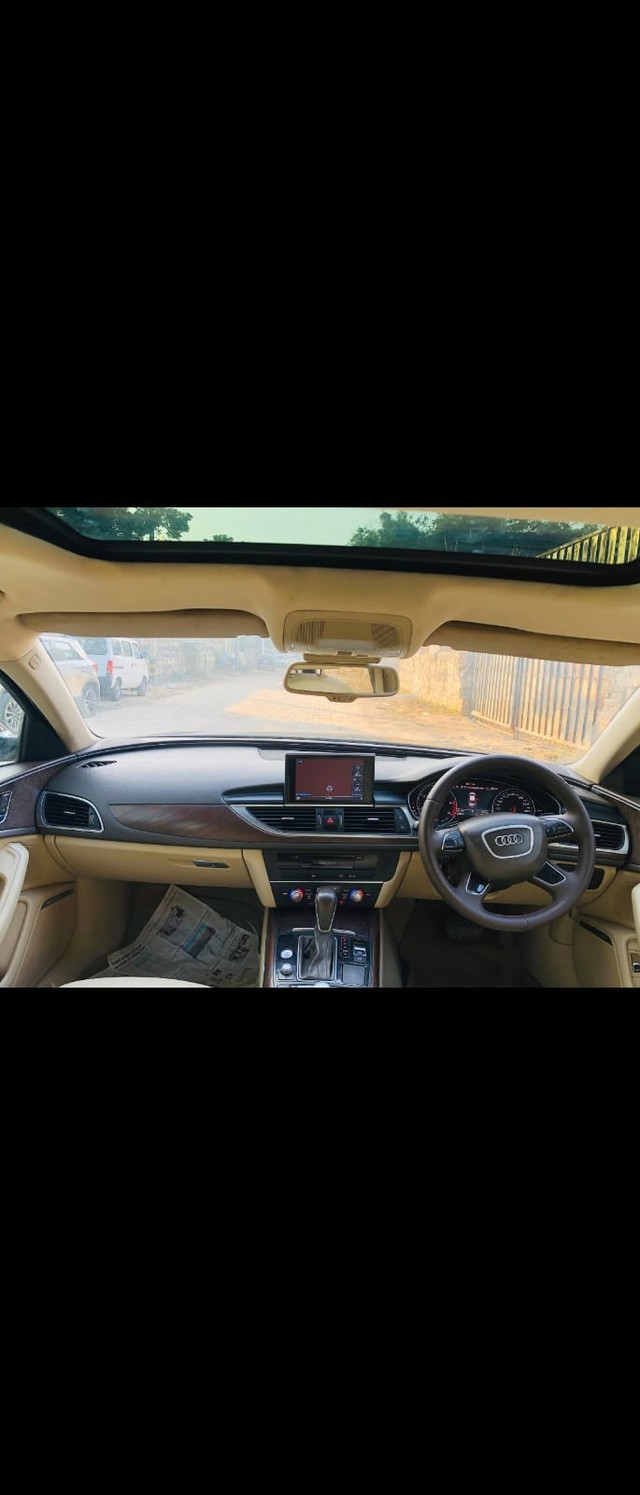 Second-hand 2015 Audi A6 35 TDI for sale in New Delhi-3