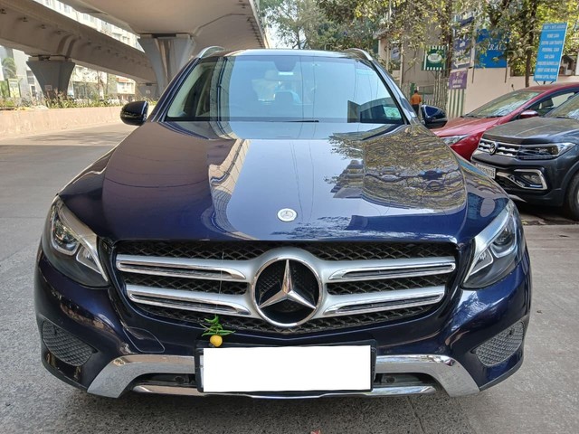 Second-hand 2017 Mercedes-Benz GLC 220d 4MATIC Style for sale in Mumbai-3