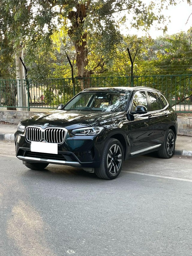 Second-hand 2023 BMW X3 xDrive20d Luxury Edition for sale in New Delhi-4