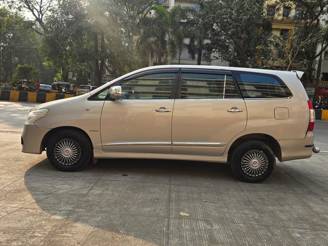 Second-hand 2014 Toyota Innova 2.5 G (Diesel) 7 Seater BS IV for sale in Mumbai-10
